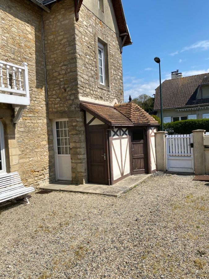 Chez Mémé Villa Arromanches-les-Bains Esterno foto